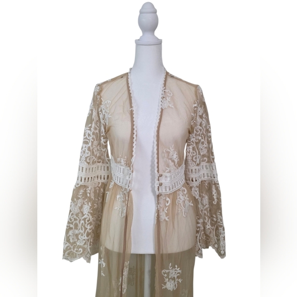 Forever 21 Sheer Lace Long Robe Cardigan Size Small - Picture 3 of 8